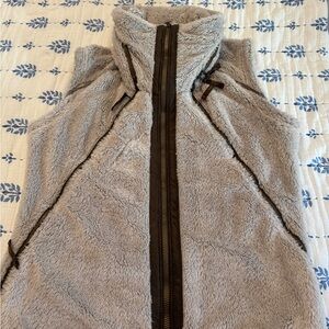 Kuhl Plush Gray Fleece Vest
